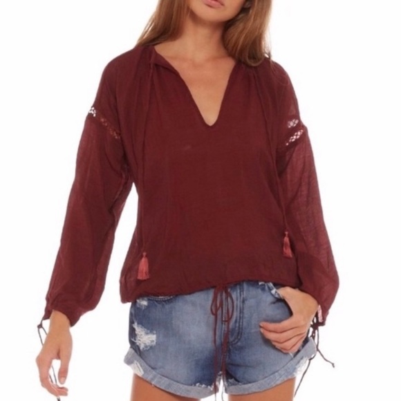 Faithfull The Brand Tropic Shirt in Maroon small - Picture 2 of 9